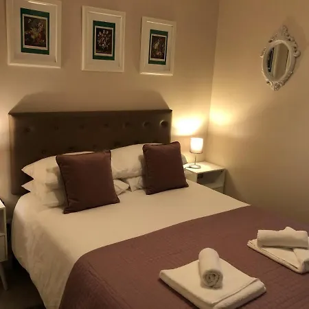 The Capital Boutique Bed and Breakfast 2*