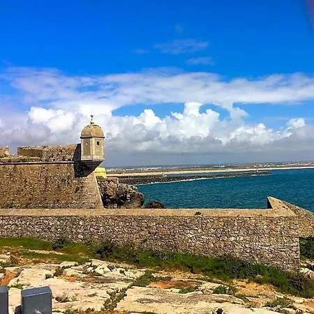 Bed & Breakfast The Capital Boutique Peniche