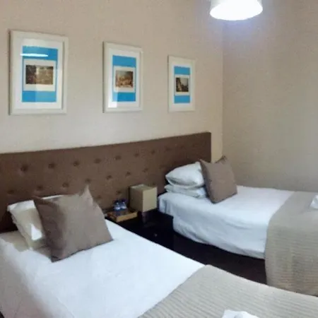 The Capital Boutique לינה וארוחת בוקר 2*